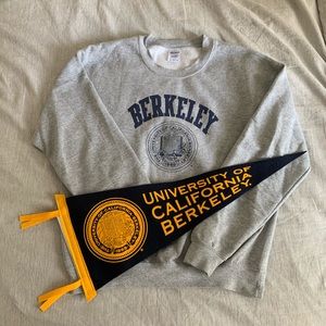 UC Berkeley crew neck and flag (10x24in) bundle